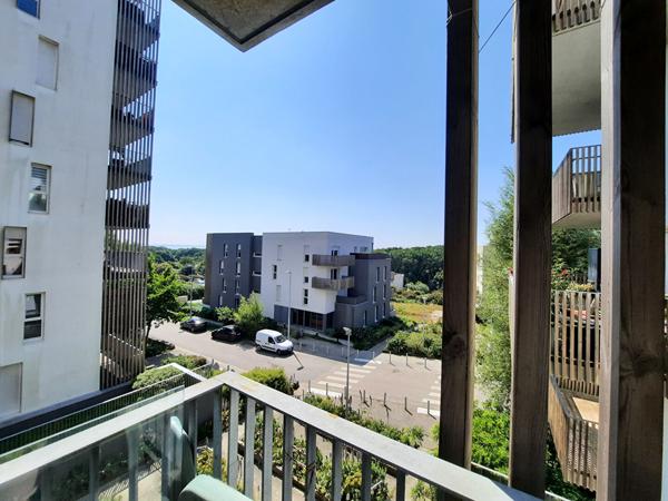 Appartement 2 pièces – 45 m² environ à Saint-Nazaire (ref : 69706SN)