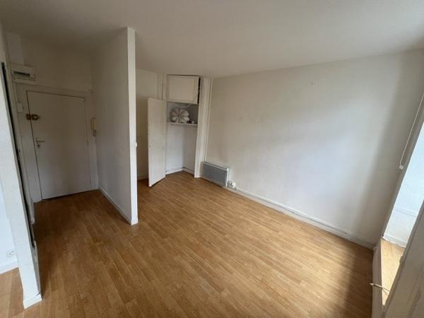 Appartement T1 à louer - 22 m² (réf : 491509)