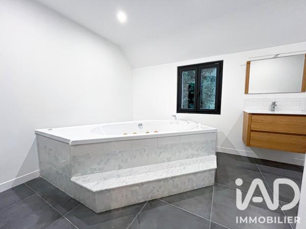 Maison à vendre 3 pièces 151 m² Mantes-la-Ville