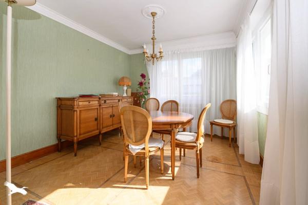 Maison à vendre 317 700 € Lanester 7 p 125 m² DPE E