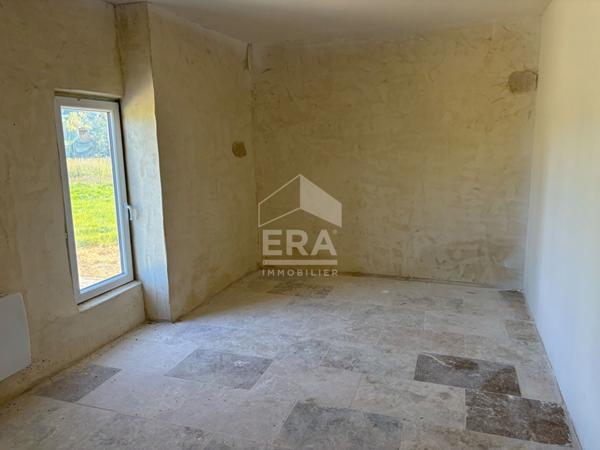 Maison à vendre à Montendre - Référence 3025