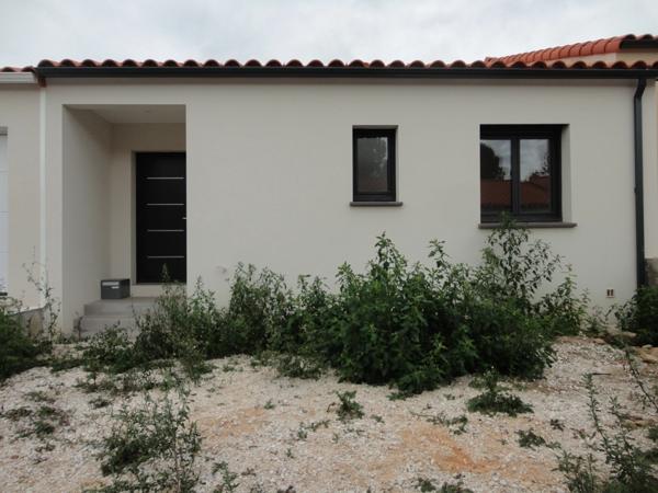 Dpt Pyrénées Orientales (66), à vendre PRADES Maison 4 pièces 74 m² - Terrain 169 m²