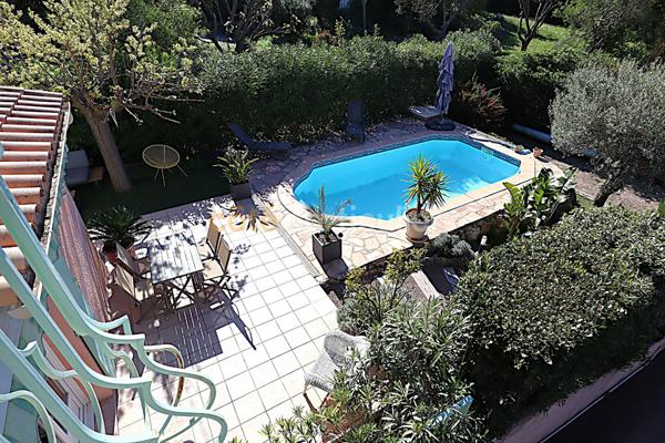 Vente Villa124 m² - 4 Pièces - SAINT RAPHAEL (83700)