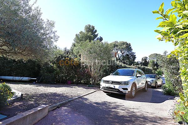 Vente Villa124 m² - 4 Pièces - SAINT RAPHAEL (83700)