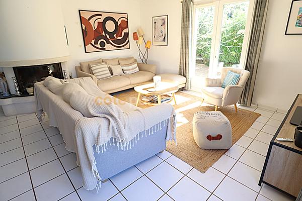 Vente Villa124 m² - 4 Pièces - SAINT RAPHAEL (83700)