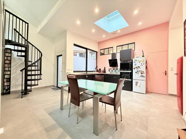 Appartement style loft - Hyper Centre Reims