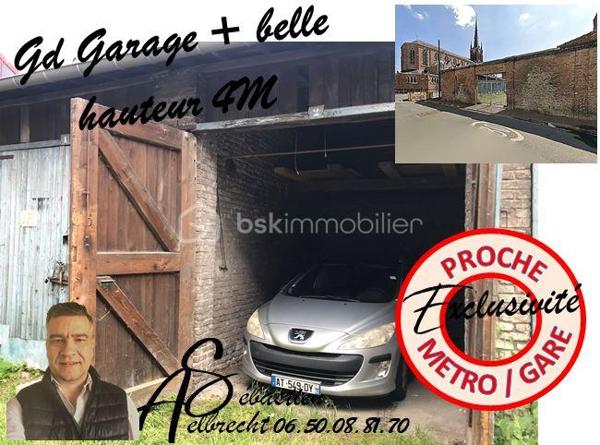 PROCHE METRO / GARE
Rare à la vente et à ce prix ! 
très grand garage aux volumes impressionnants
Située dans une copropriété et sécurisé par portail
Pour toutes questions
Sébastien AELBRECHT 06x50x08x81x70