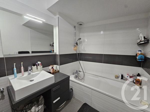 Appartement F3 à vendre  3 pièces - 66,28 m2 JUVIGNAC - 34