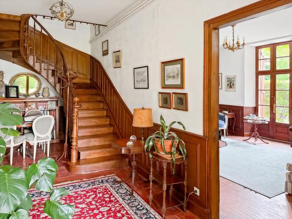 Propriété 358 m2 à vendre -avec 7700 m2 de parc - Maison 8 pièces de 234 m2, gîte de 124 m2 et piscine proche de MARCIAC (32)