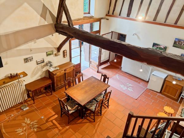 Propriété 358 m2 à vendre -avec 7700 m2 de parc - Maison 8 pièces de 234 m2, gîte de 124 m2 et piscine proche de MARCIAC (32)