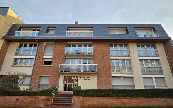 Appartement à louer    3 pièces • 77 m2 Amiens