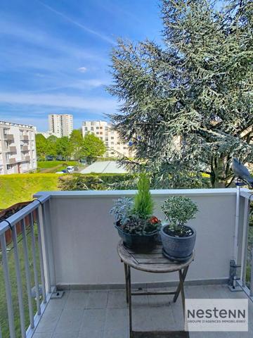 COUP DE FOUDRE ASSURÉ ? DERNIER ÉTAGE LUMINOSITÉ CONFORT