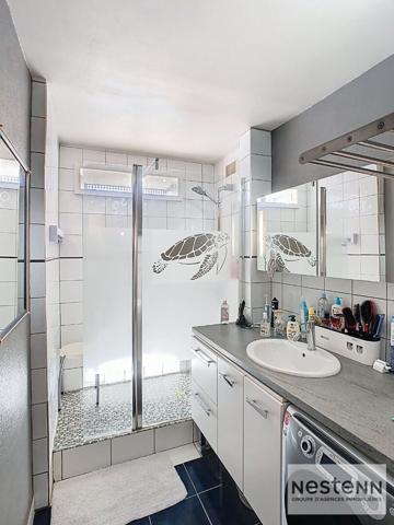 COUP DE FOUDRE ASSURÉ ? DERNIER ÉTAGE LUMINOSITÉ CONFORT