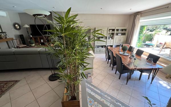 Maison à vendre    5 pièces •  Caumont-sur-Durance