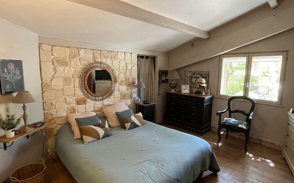 Maison à vendre    5 pièces •  Caumont-sur-Durance