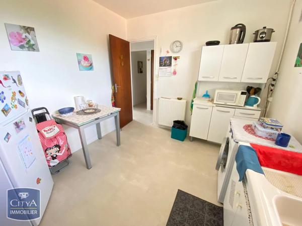 Appartement à louer 2 pièces 54m²