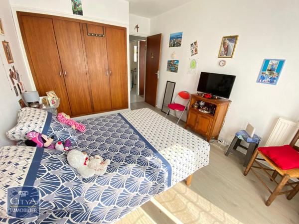 Appartement à louer 2 pièces 54m²