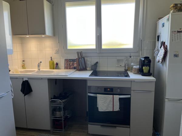 À LOUER...Appartement en centre ville Pontivy (56300)