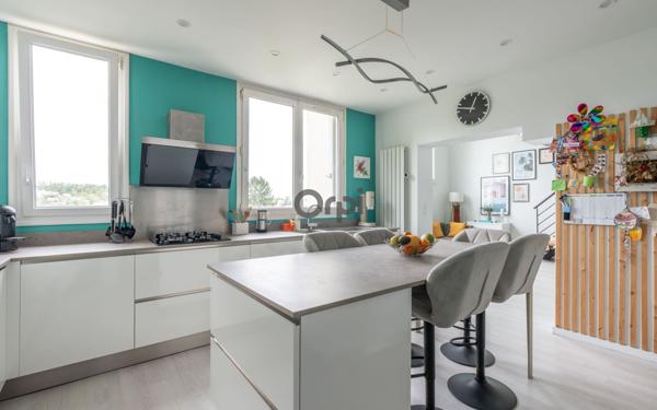 Appartement à vendre    4 pièces • 101,53 m2 Le Plessis-Robinson