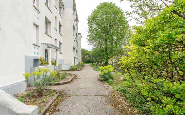 Appartement à vendre    4 pièces • 101,53 m2 Le Plessis-Robinson