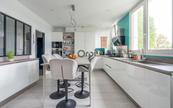 Appartement à vendre    4 pièces • 101,53 m2 Le Plessis-Robinson