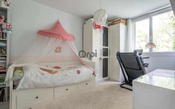 Appartement à vendre    4 pièces • 101,53 m2 Le Plessis-Robinson
