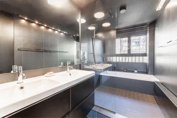 Appartement F4 à vendre  3 pièces - 85 m2 PARIS - 75007