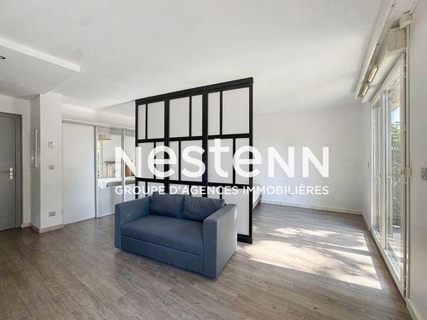 Grand Studio rénové de 40 m2 plein centre Avenue Franklin Roosevelt - 69500 BRON