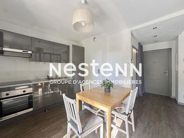 Grand Studio rénové de 40 m2 plein centre Avenue Franklin Roosevelt - 69500 BRON