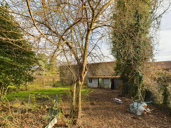 Saint-Saulge (58330) À VENDRE – MAISON DE VILLAGE À SAINT-SAUGE (58 130) – CHARME DE L’ANCIEN ET CONFORT MODERNE