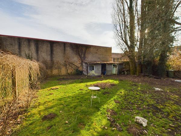 Saint-Saulge (58330) À VENDRE – MAISON DE VILLAGE À SAINT-SAUGE (58 130) – CHARME DE L’ANCIEN ET CONFORT MODERNE