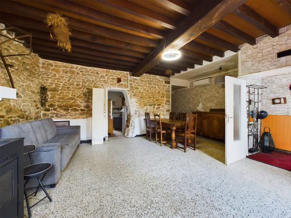 Saint-Saulge (58330) À VENDRE – MAISON DE VILLAGE À SAINT-SAUGE (58 130) – CHARME DE L’ANCIEN ET CONFORT MODERNE