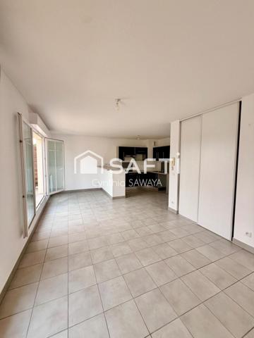 Bel appartement dernier étage avec ascenseur, 2 places de parking et et terrasse 15m2!