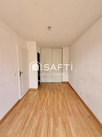 Bel appartement dernier étage avec ascenseur, 2 places de parking et et terrasse 15m2!