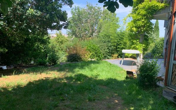 Maison à louer    6 pièces • 179,38 m2 L'Haÿ-les-Roses