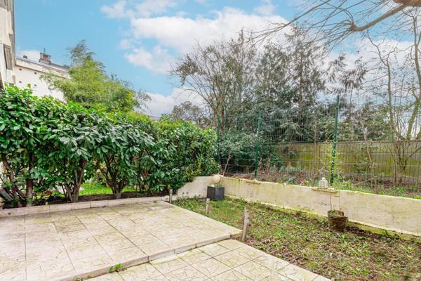 À la recherche d'un appartement lumineux, rénové et avec un espace extérieur !