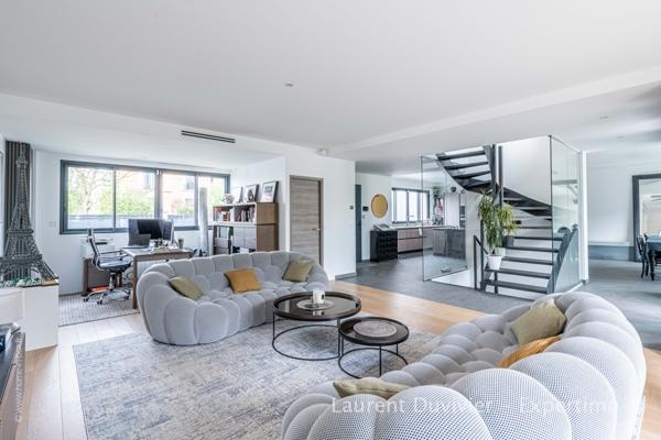 Colombes (92700) UNIQUE - Maison d’architecte de 2021 de plus de 263m2 dans quartier pavillonnaire recherché de Colombes