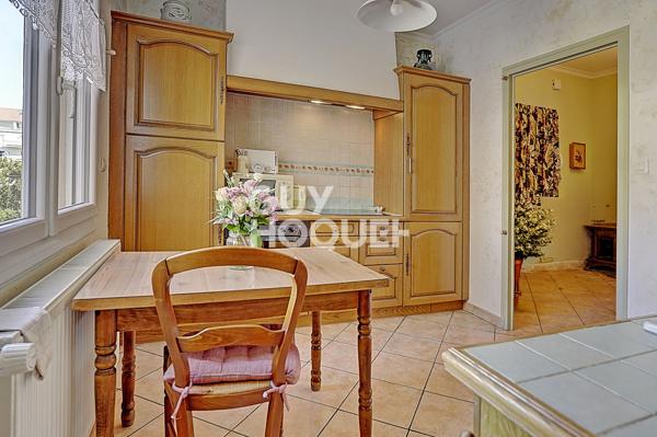 Appartement 38300  4 pièce(s)