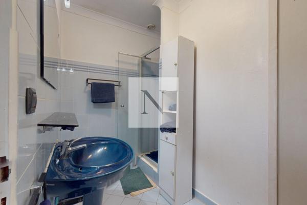 Maison familiale de 226 m² avec piscine et jardin – Saint-Vivien