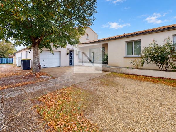 Maison familiale de 226 m² avec piscine et jardin – Saint-Vivien