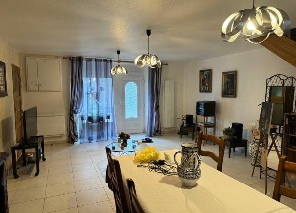 Maison à vendre    3 pièces • 85 m2 Mellionnec