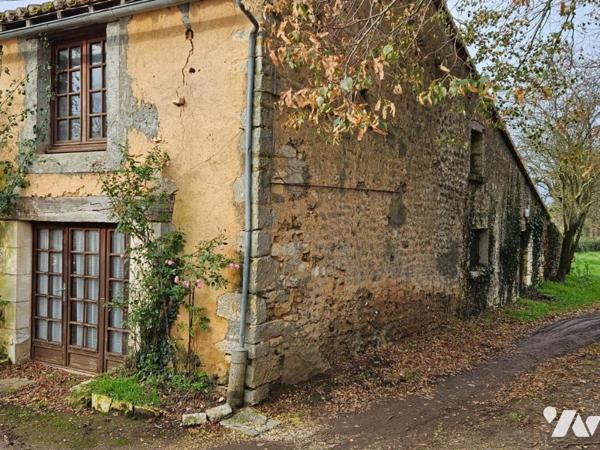 A vendre à ROUILLE (86480), Une maison ancienne