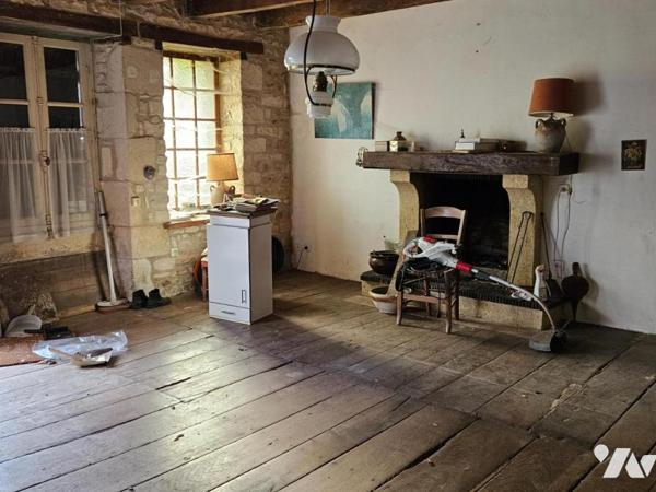 A vendre à ROUILLE (86480), Une maison ancienne