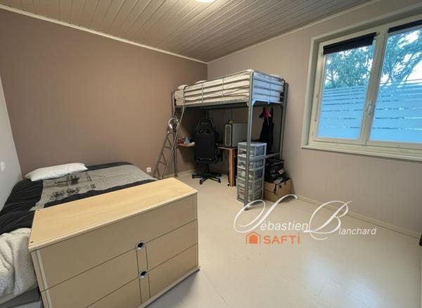 Maison individuelle de plain-pied sur belle parcelle