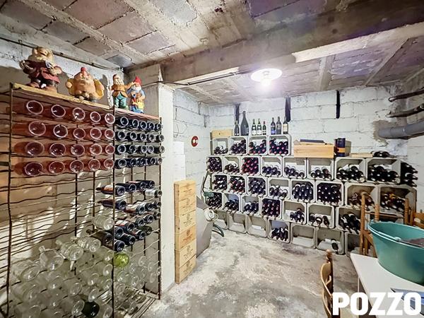 VENTE : appartement (111 m² Carrez) à centre-ville de COUTANCES - Garage - Caves - Grenier COUTANCES