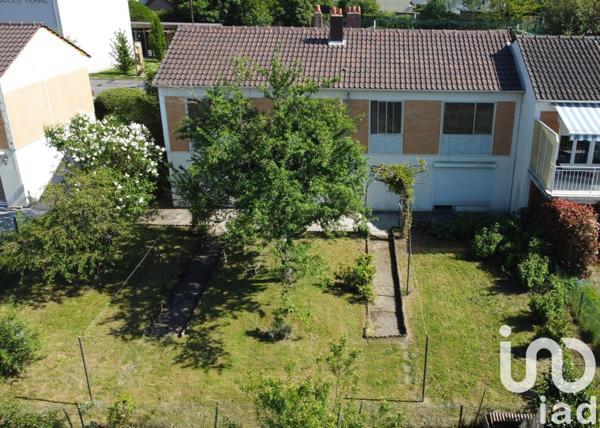 Maison 5 pièces de 127 m² à Moulins-lès-Metz (57160)