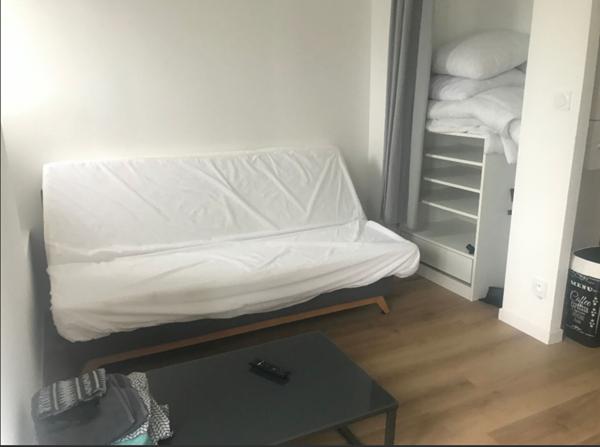 CENTRE VILLE STUDIO MEUBLE AVEC WIFI , Brest
