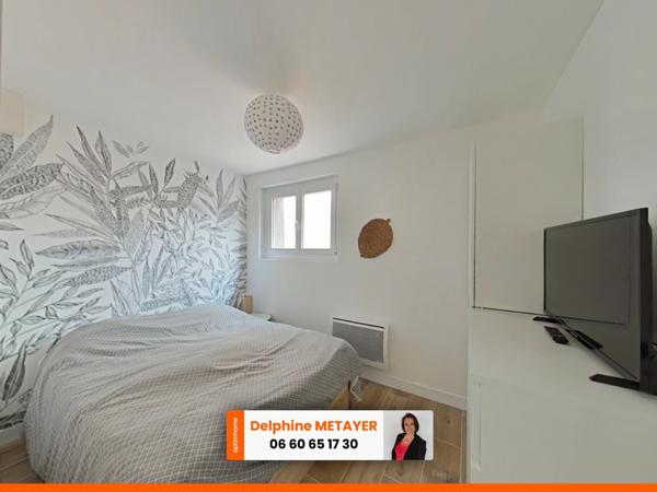 🏡 T2 lumineux refait à neuf – Dernier étage – Centre de Saint-Raphaël – À pied !