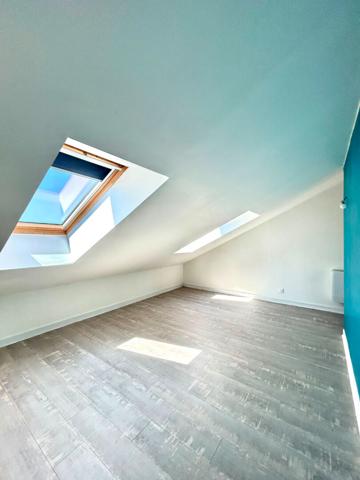 Appartement avec Balcon et Garage 116m2 au calme , Aurillac