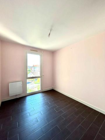 Appartement avec Balcon et Garage 116m2 au calme , Aurillac